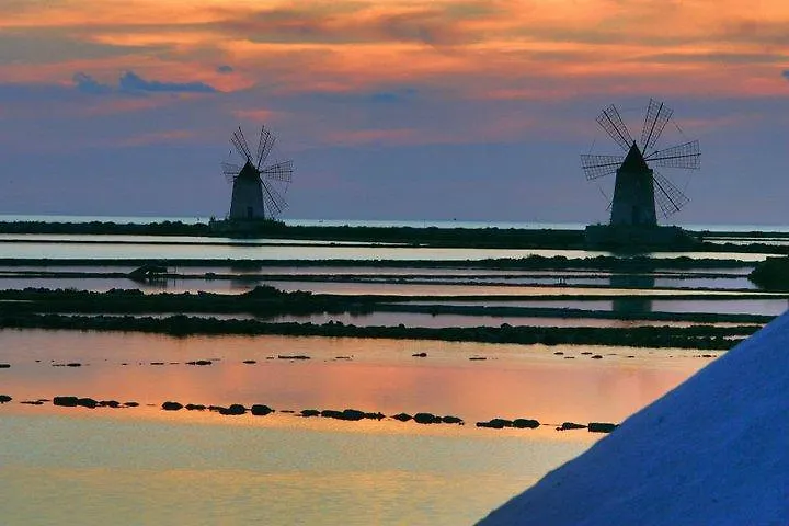 **  Colomba Bianca Bed & Breakfast Marsala İtalya